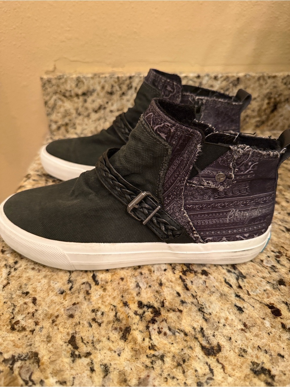 Super cute fashion ankle sneakers